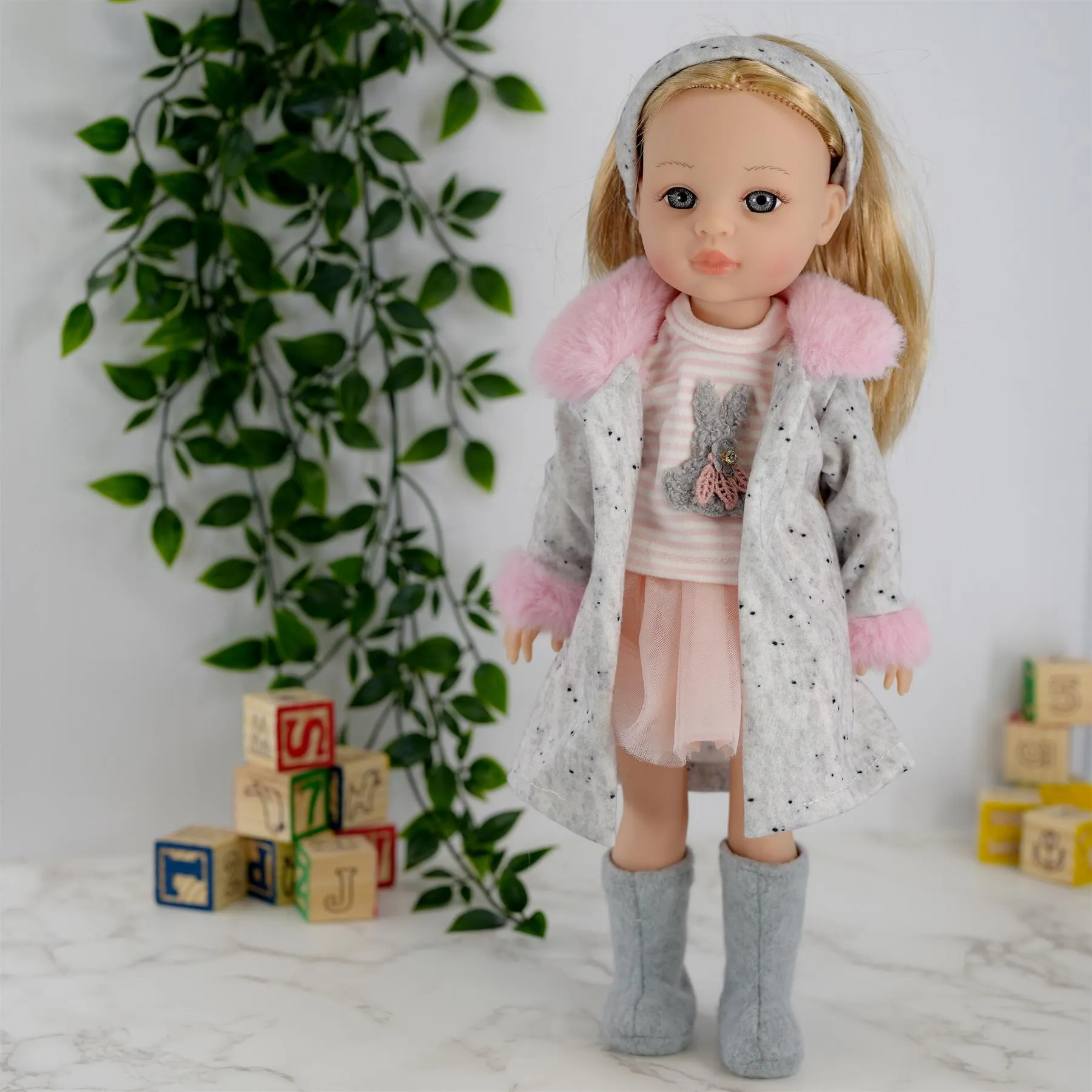 BiBI Fashion Doll "Emma" (38 cm / 15")