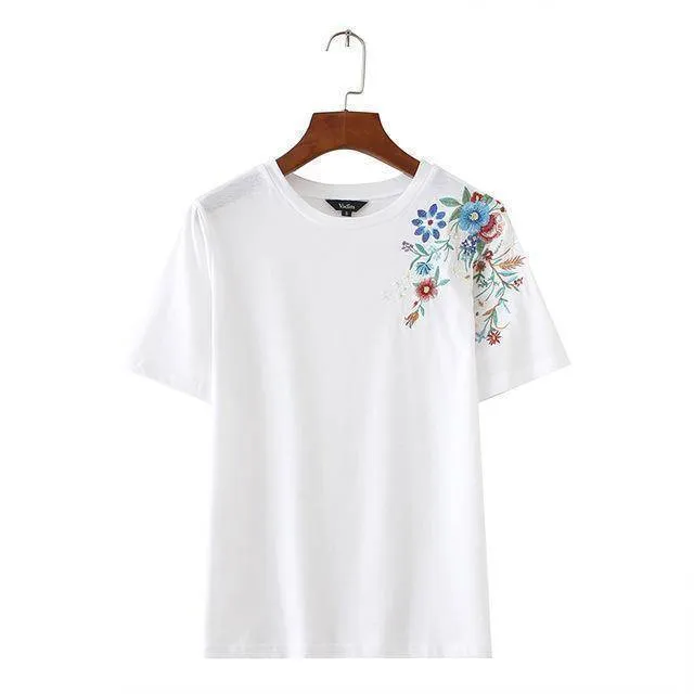 Flower embroidery T shirt