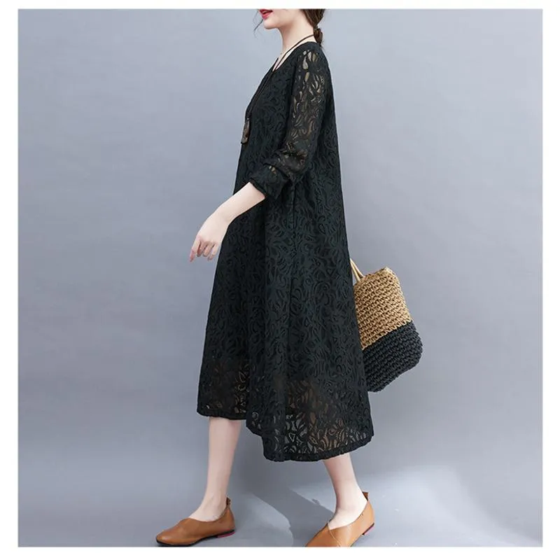 Slimming Lace Round Neck Solid Color Quality Plus Dress