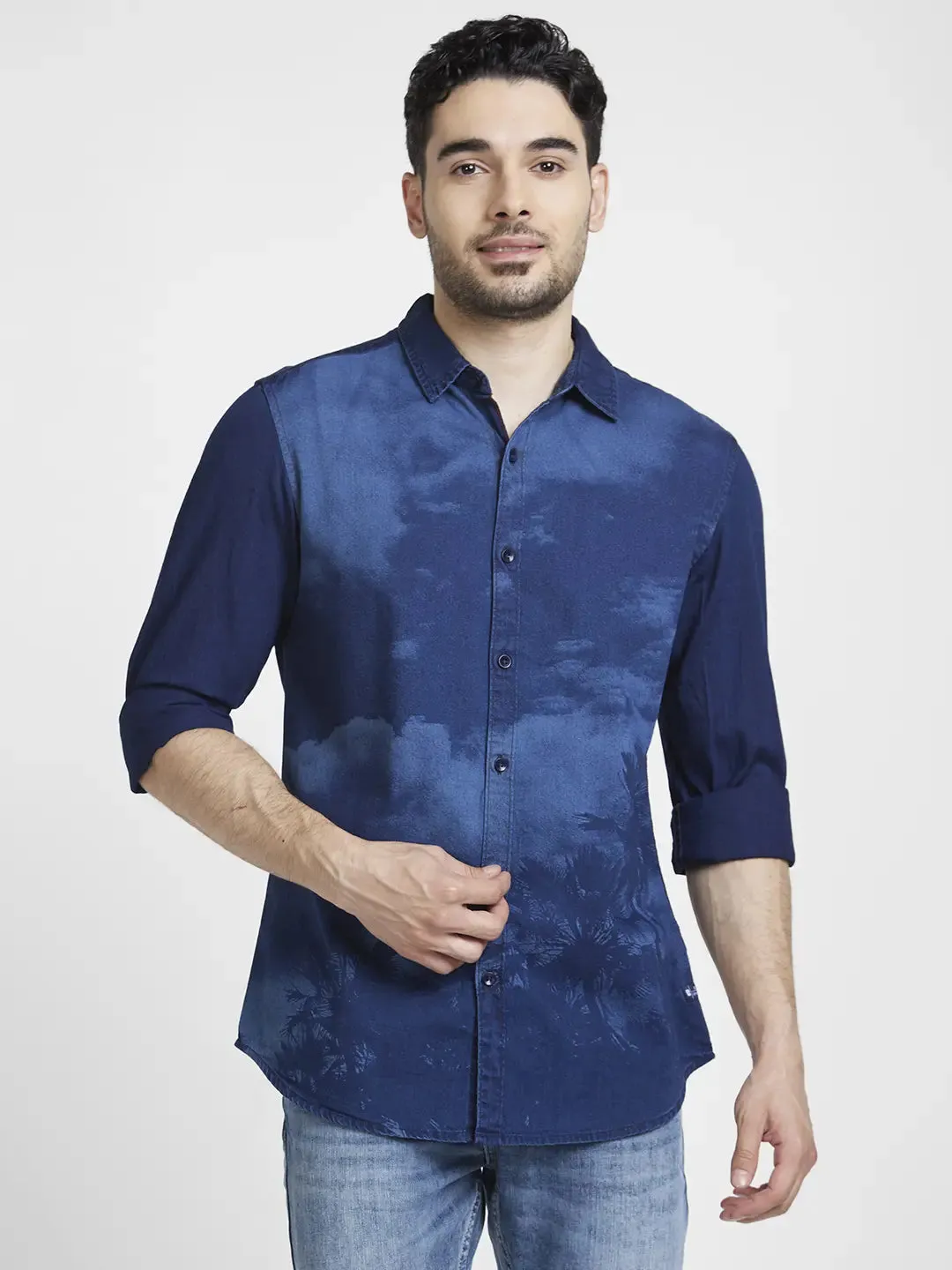 Spykar Men Dark Blue Cotton Slim Fit Printed Shirt