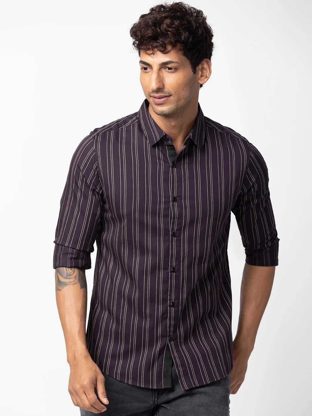 Spykar Men Wine Red Cotton Slim Fit Striped Shirt