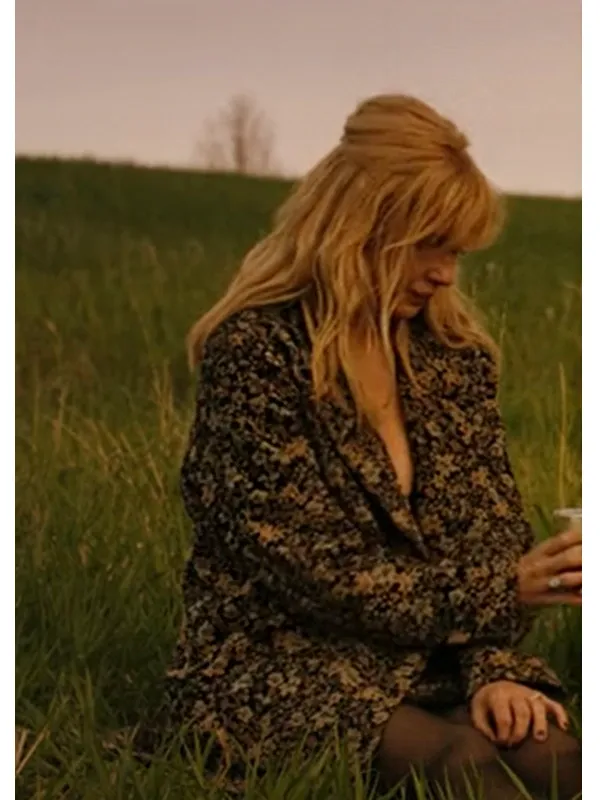 Yellowstone Season 5 Beth Dutton Floral Blazer